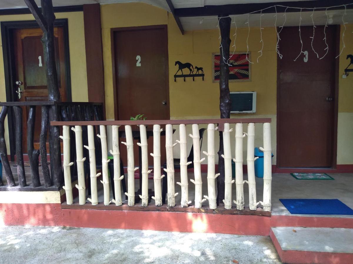Ennas Place Coron Exterior foto